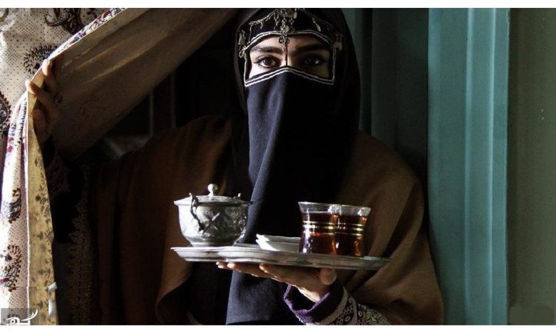 با این ترانهها و تیتراژها صدای محسن چاووشی خاطره شد 2 با این ترانهها و تیتراژها صدای محسن چاووشی خاطره شد | از «شهرزاد» و تا «خسوف» : دقیقاً کجایی؟