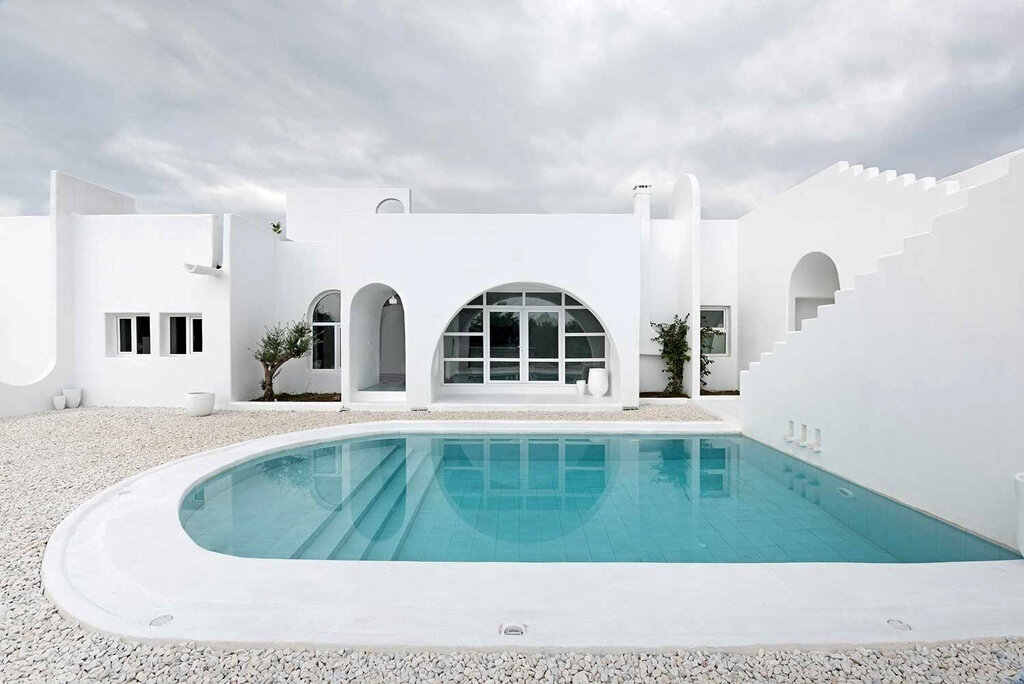 طراحی متفاوت یک ویلا در تنکابن به سبک معماری یونانی+ تصاویر