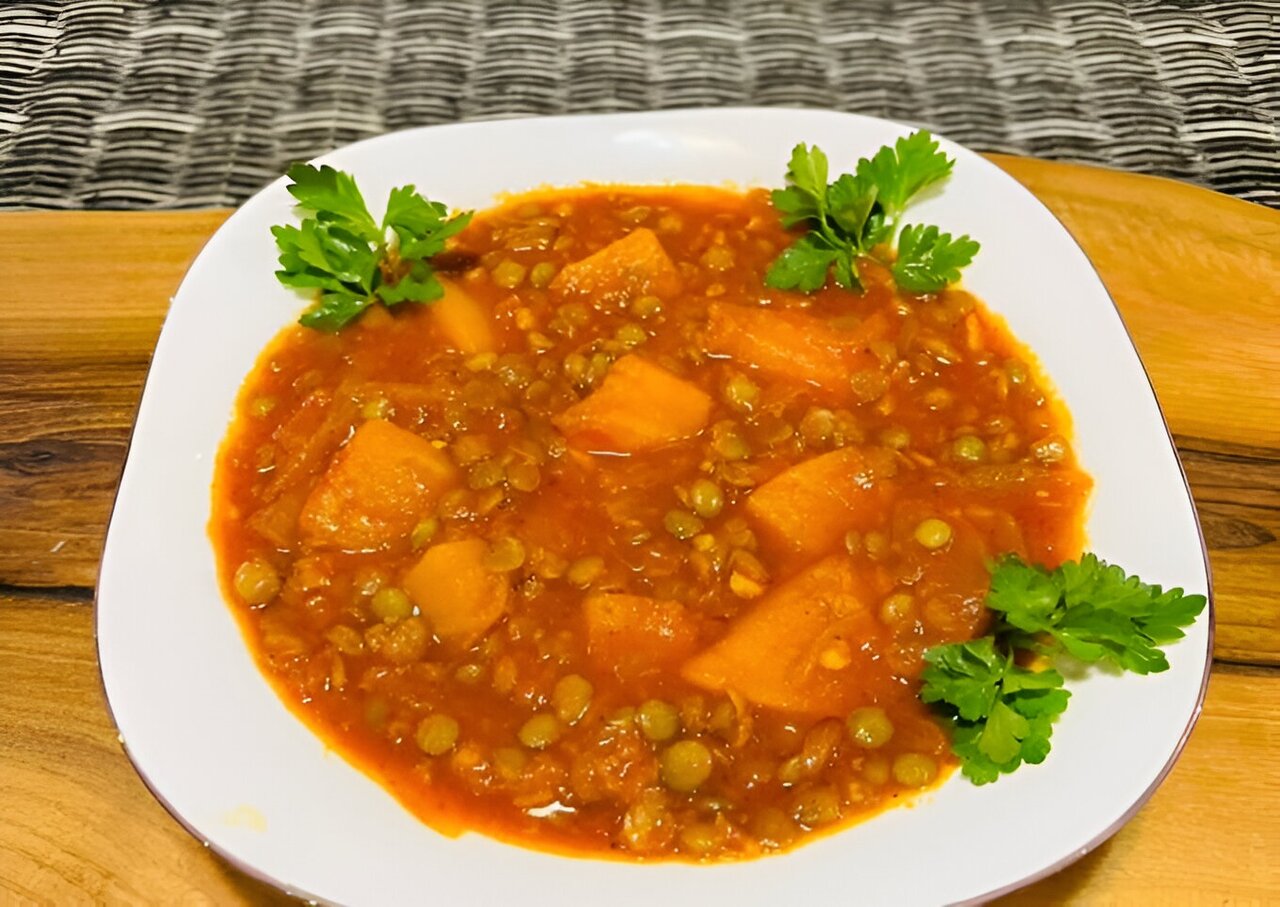 با کدو حلوایی و عدس غذایی رژیمی درست کنید + فوت و فن