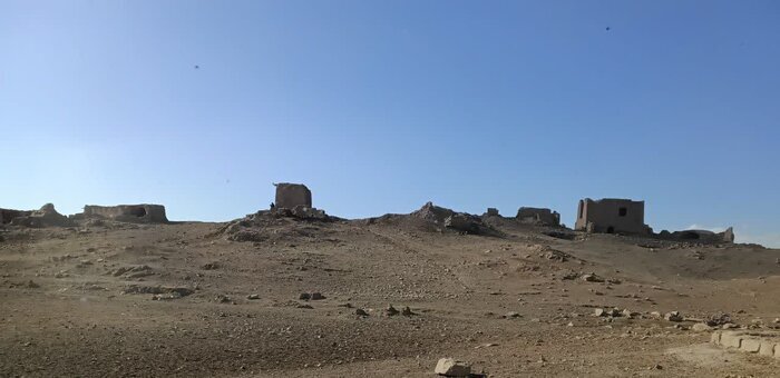 سرشماری یک روستا فقط با یک سکنه | این مرد تنها در روستا چه میکند؟ + عکس