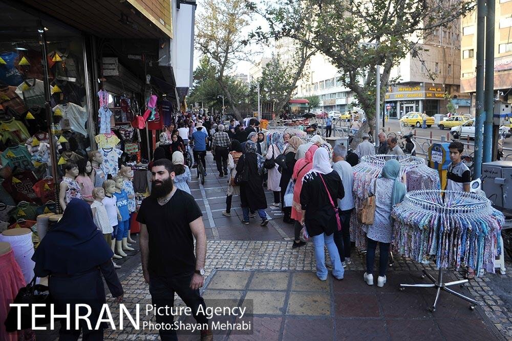 ساماندهی دستفروشان خیابان ولیعصر(عج) از امروز