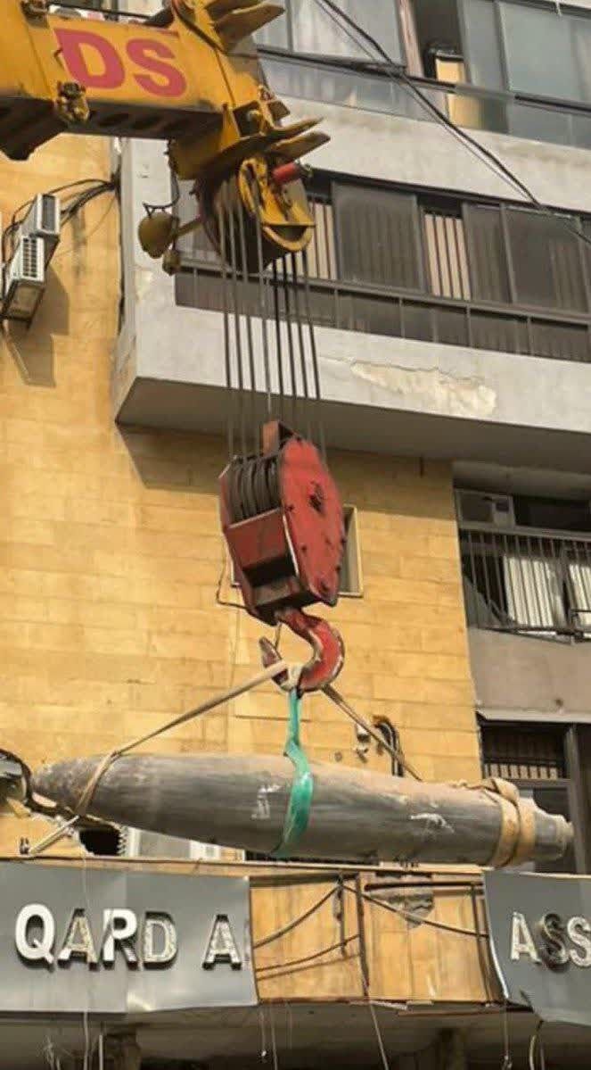 تصویری عجیب از بمب آمریکایی عمل نکرده در لبنان