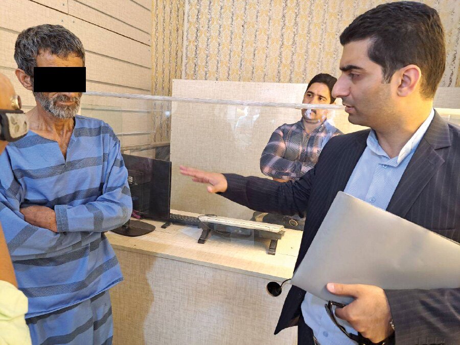 قتل فجیع جوان ۳۲ ساله به خاطر پیامکهایش به زن شوهردار | ظرف اسید را رویش خالی کردم + عکس