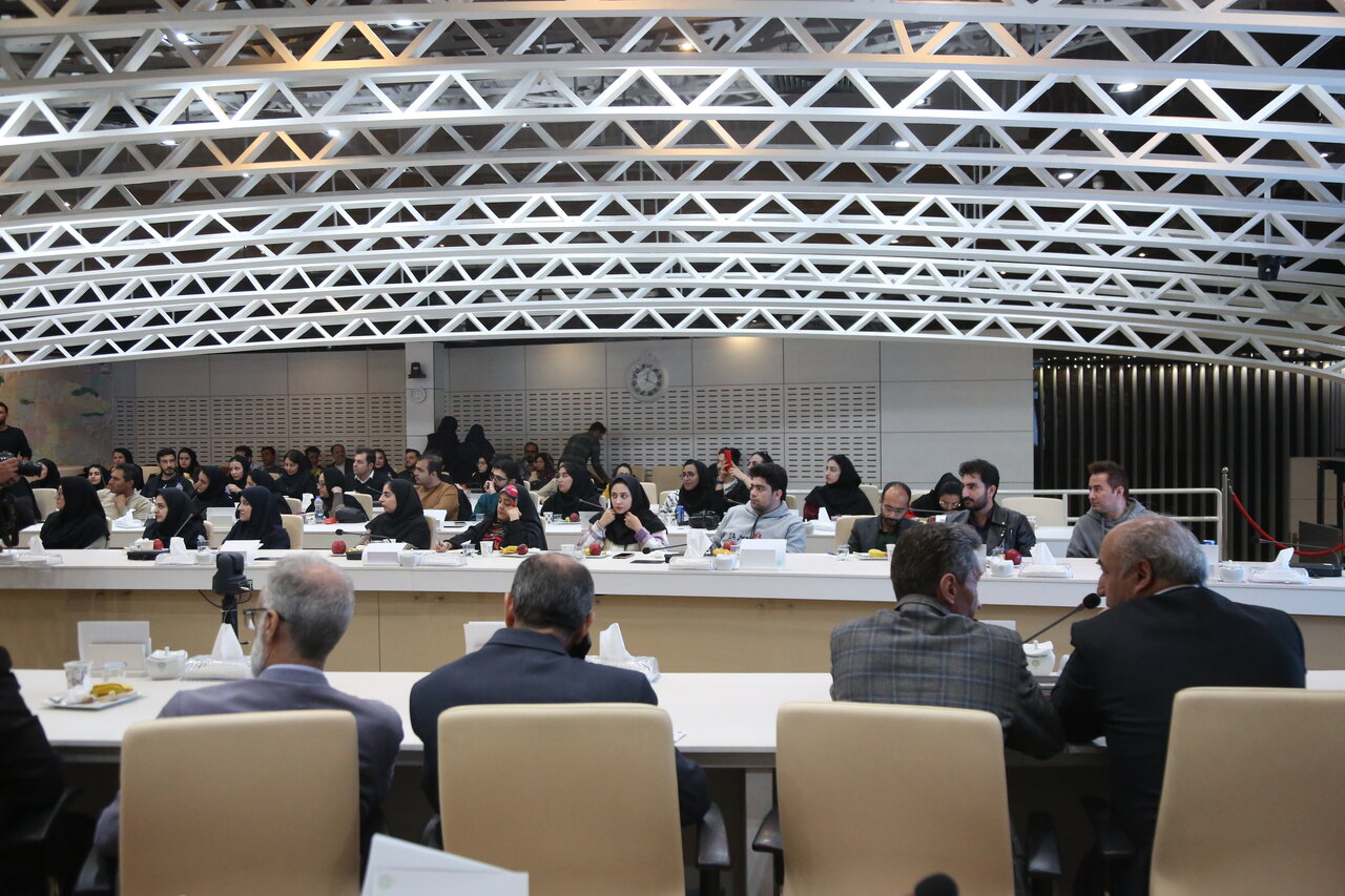 نخبگان محیطزیست در روددره فرحزاد