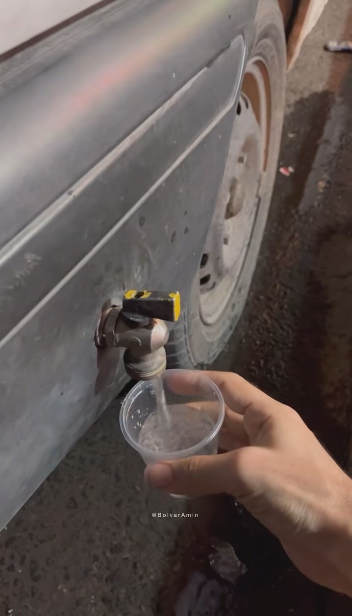 سقاخانه سیار در قم