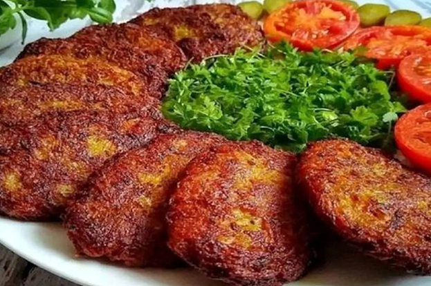 طرز تهیه کوکو عدس به دو روش متفاوت