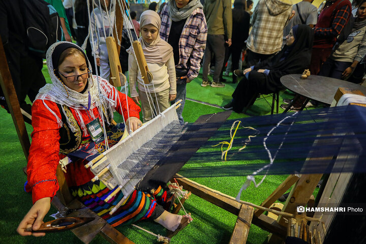 سی و هفتمین دوره نمایشگاه ملی صنایع دستی تهران