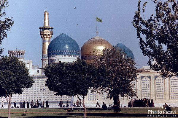 میدانستید زمانی گنبد حرم امام رضا (ع) سبز رنگ بوده؟