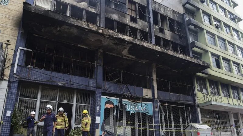 بافت فرسوده جایی برای آتشنشانها ندارد | خیابانهای آسیب پذیر در ویتنام، هند و برزیل