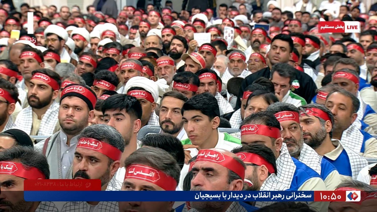 حضور مهران برخورداری و آرین سلیمی در دیدار امروز رهبر انقلاب | تصاویر