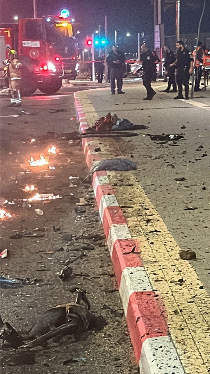 فوری| انفجار یک خودرو در سرزمینهای اشغالی | ۲ نفر کشته شدند + عکس و فیلم