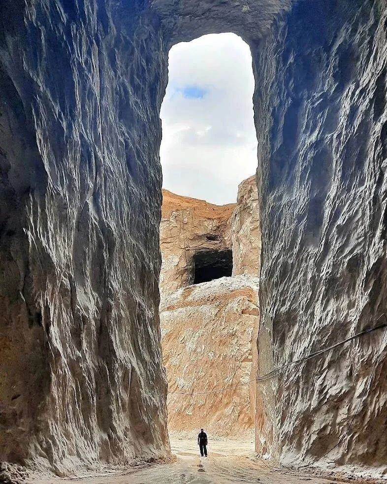 بزرگترین غار نمکی خاورمیانه در ایران است + تصاویر غار نمکی گرمسار