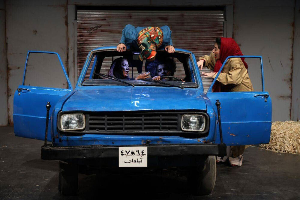 این خانواده در «گاراژ» از دوچرخه برق تولید میکنند!