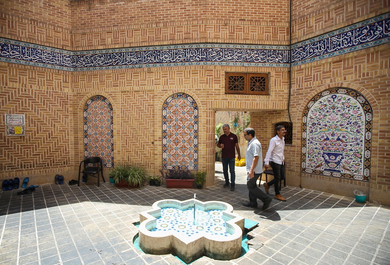 چرا امیر توپخانه ناصرالدینشاه مسجدی بدون گنبد و مناره ساخت؟