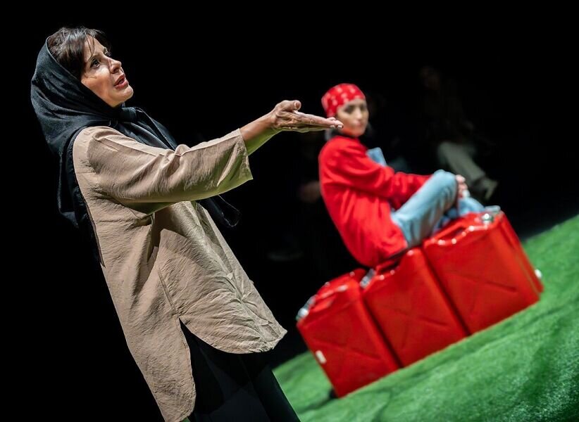 «شهلا جاهد» و «فساد در فوتبال» روی صحنه تئاتر