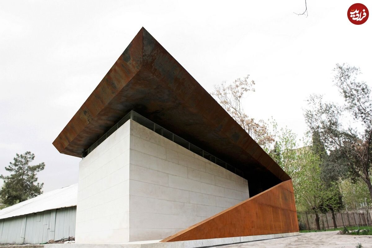 تصاویر خاصترین توالت عمومی تهران که فینالیست جایزه معماری شد تصاویر خاصترین توالت عمومی تهران که فینالیست جایزه معماری شد