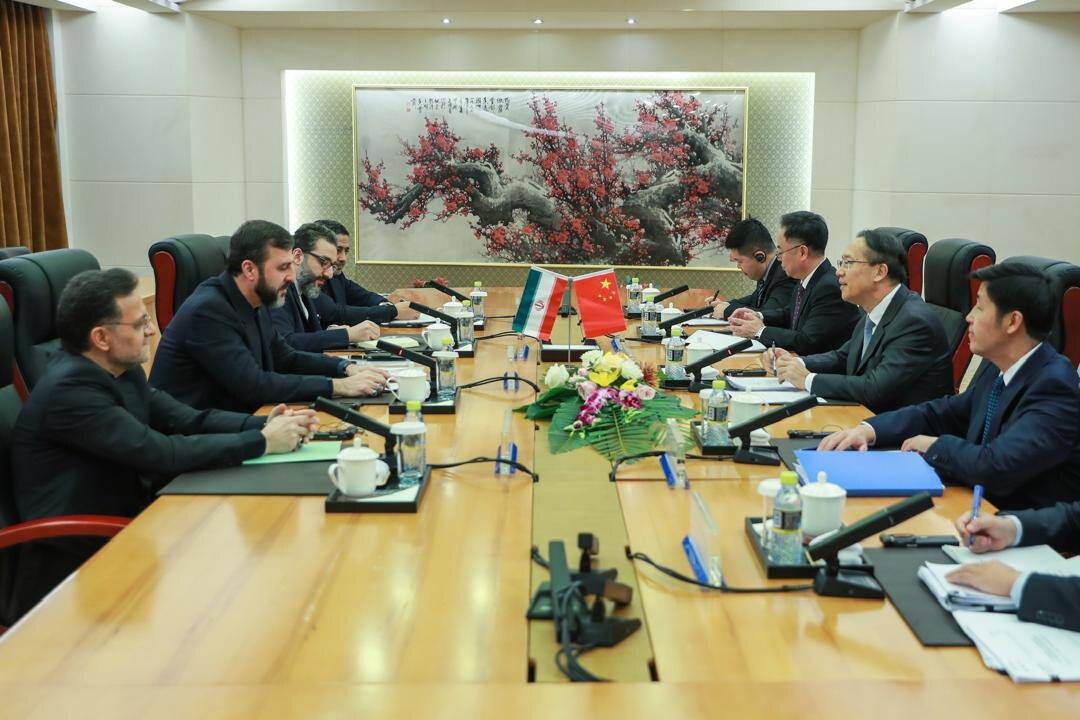 مقام ایرانی چینیها را در جریان گفتوگوهای ژنو قرار داد + جزئیات