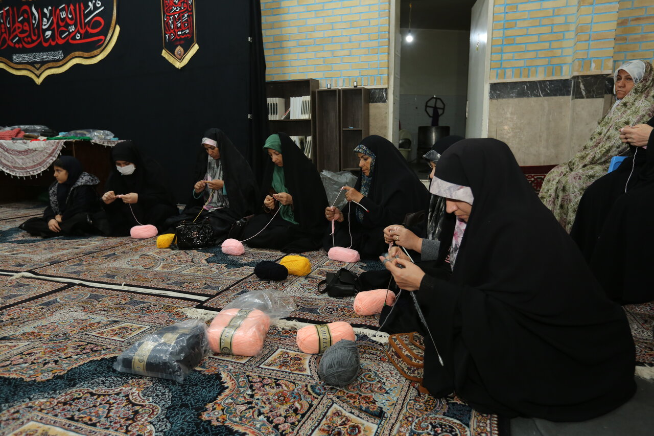 برسد به دست کودکان غزه | دستبافتههای خانمهای تهرانپارس در راه فلسطین