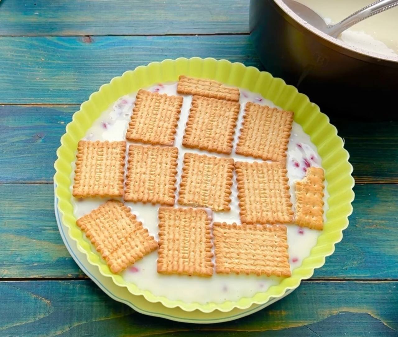 طرز تهیه دسر خوشمزه و مجلسی با انار مخصوص شب یلدا