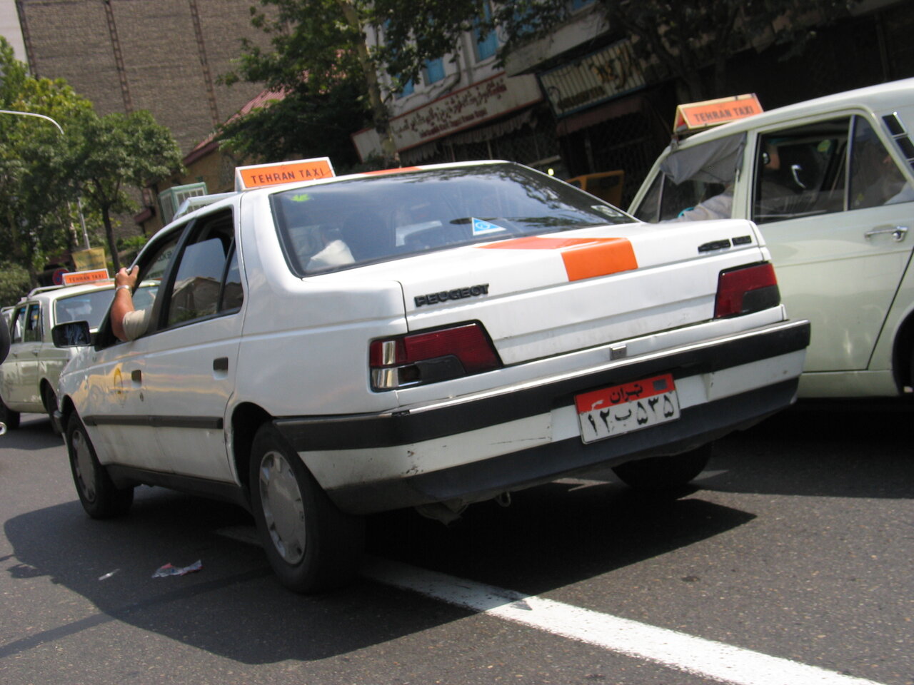 تاکسیگردی در تهران قدیم | عکس های کمتر دیده شده از تاکسی های قدیمی تهران