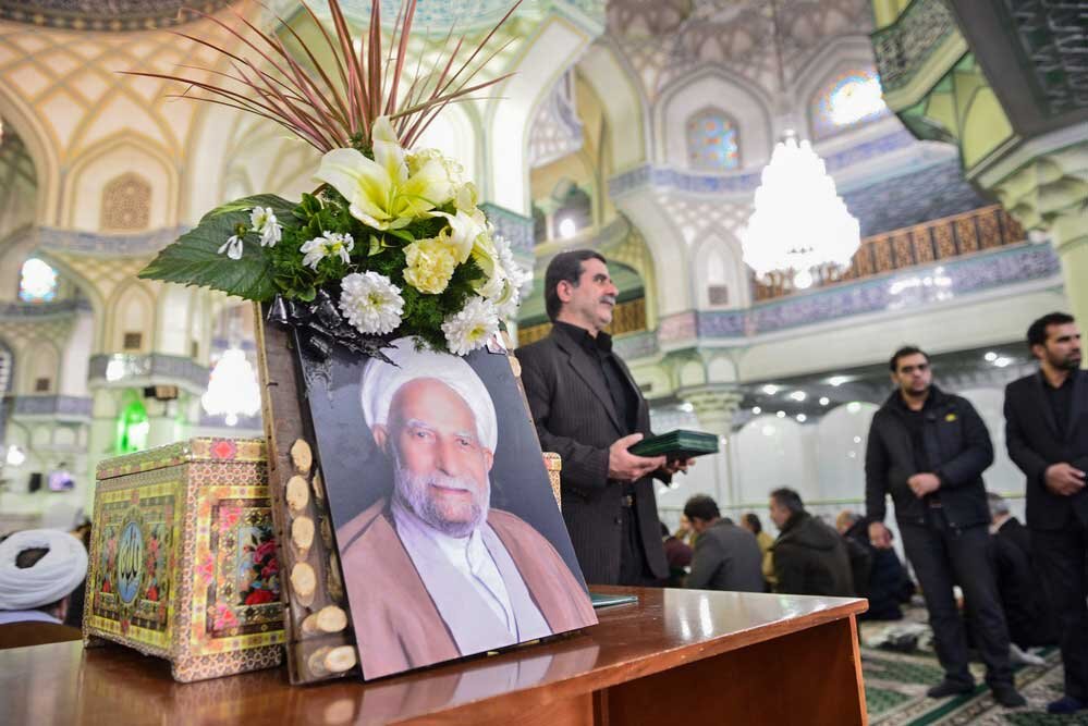 زاهد ری کیست؟ | این عالم سادهزیست نور چشم اهالی بود