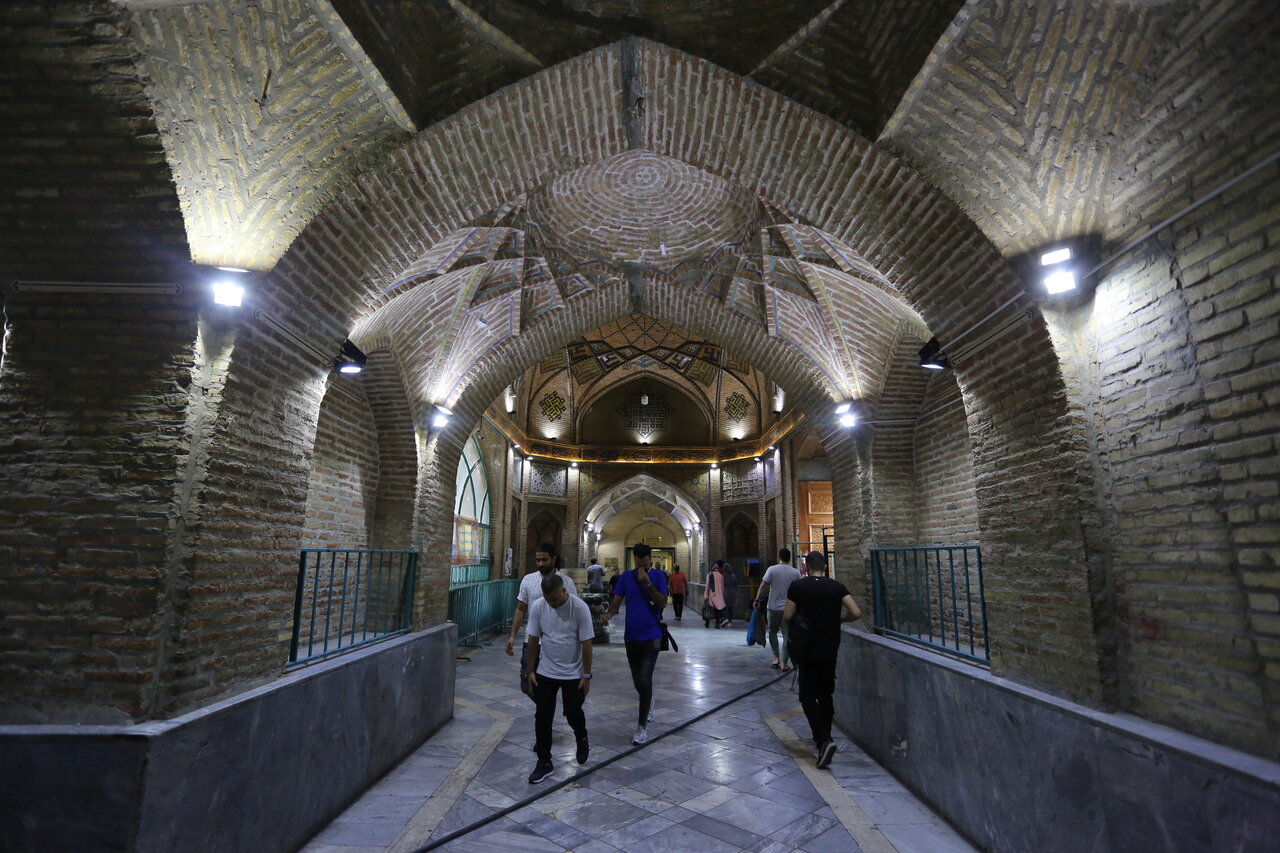 مسجد امام، راوی تاریخ معاصر ایران