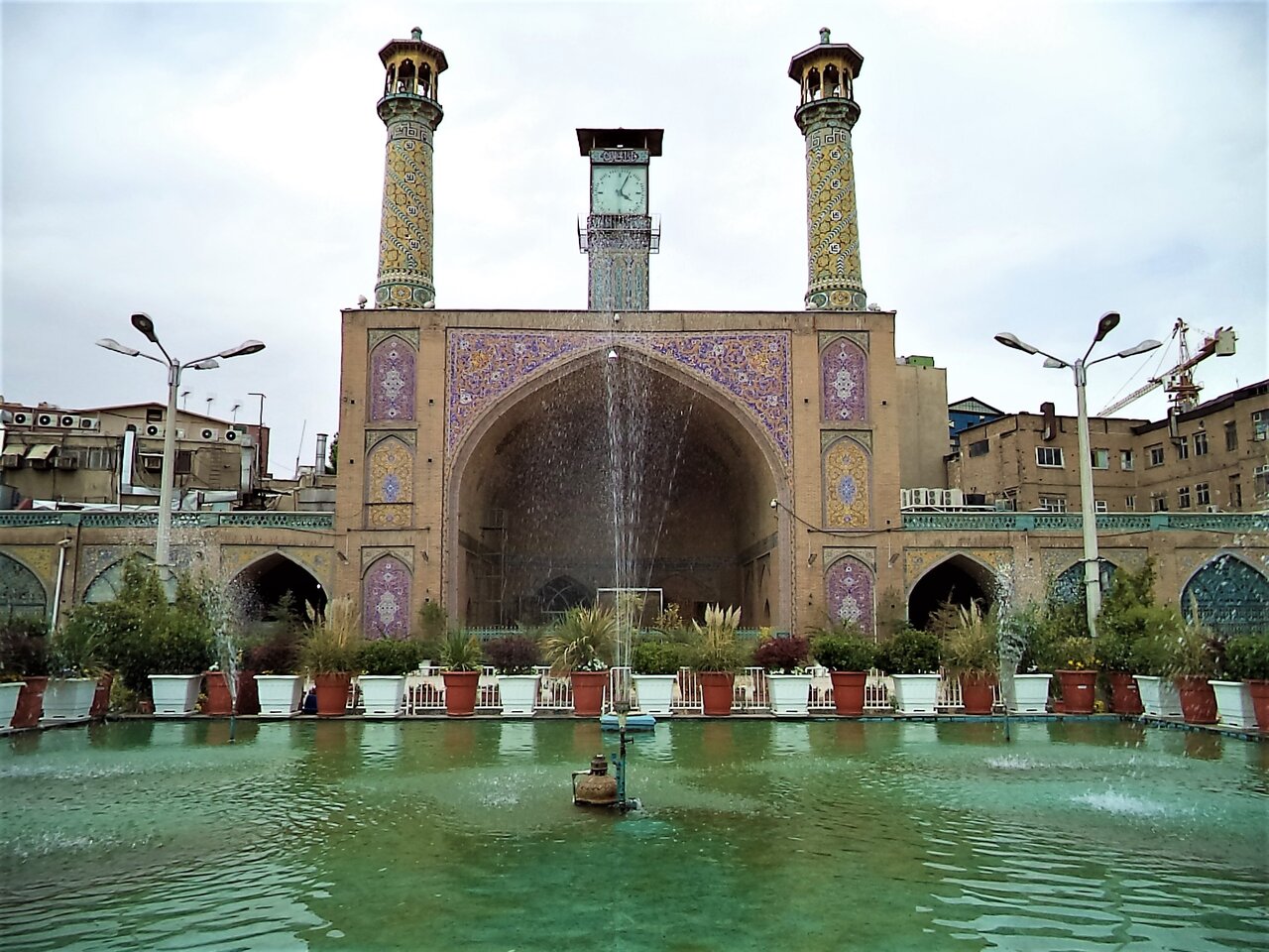 مسجد امام، راوی تاریخ معاصر ایران