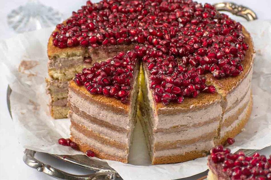 طرز تهیه چیز کیک انار؛ دسری بینظیر برای شب یلدا