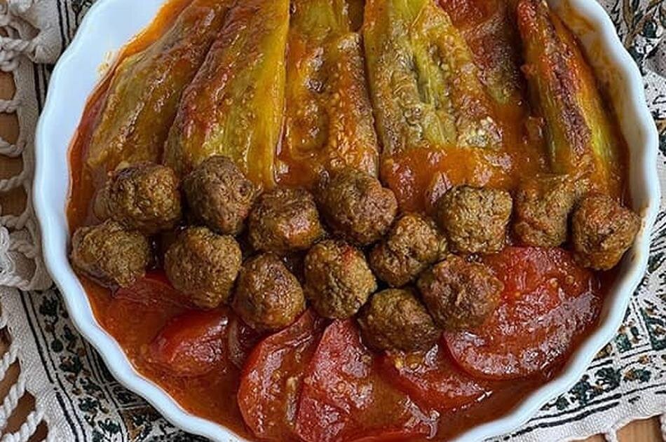 لیست کامل غذاهای ایرانی که با بادمجان تهیه میشوند