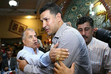 به خاطر امام خمینی (ره) و جمهوری اسلامی به تیم ملی برگشتم + تصویر