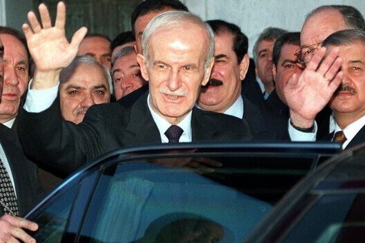 ماجرای سوغاتی وزیر دفاع حافظ اسد برای ایران | سفارش حافظ اسد به بشار اسد درباره ایران چه بود؟