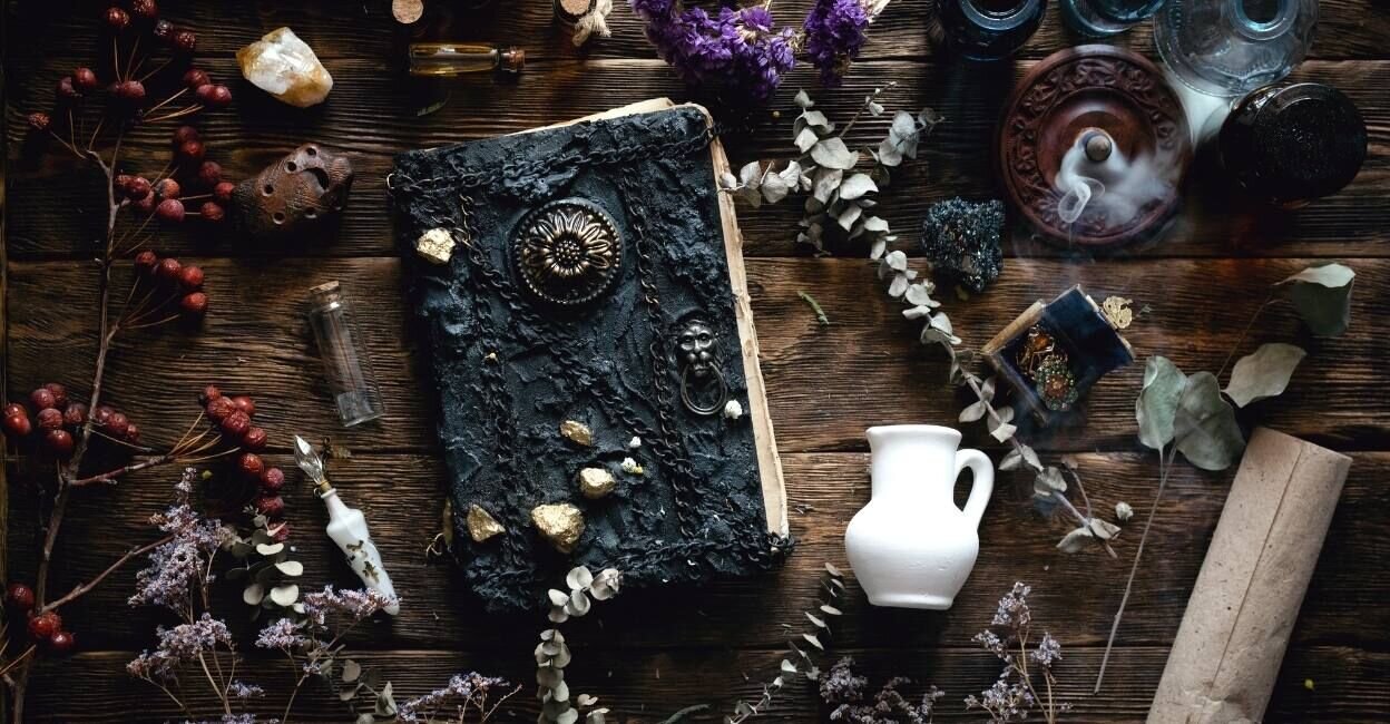 سلاخی حیوانات برای خوشبختی انسان! | ۱۱ خرافه درباره اعضای بدن حیوانات | طلسم و جادو تا درمان بیماری لاعلاج !