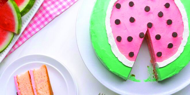 ترفند درست کردن کیک بستنی هندوانهای برای شب یلدا