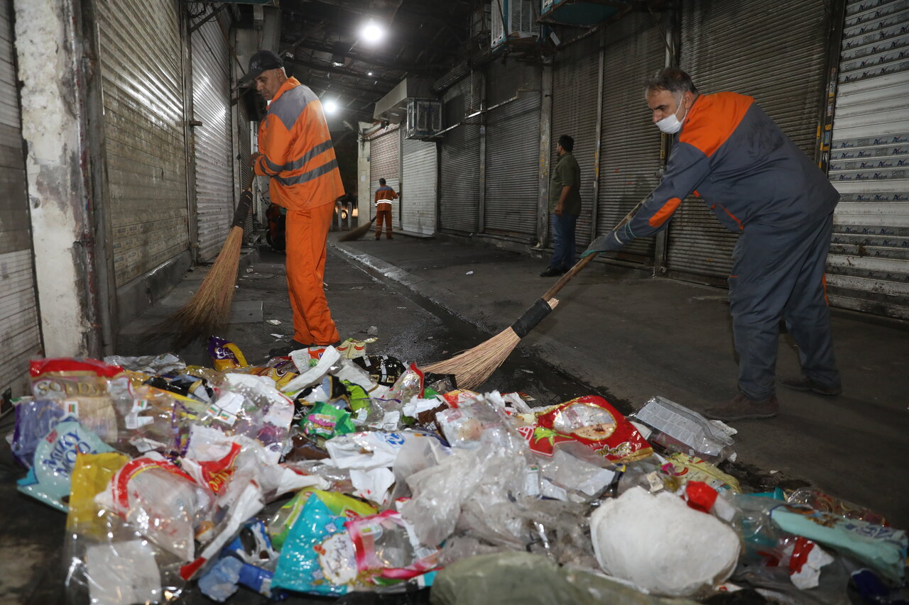 ساخت بازارچههای مجهز برای دستفروشان