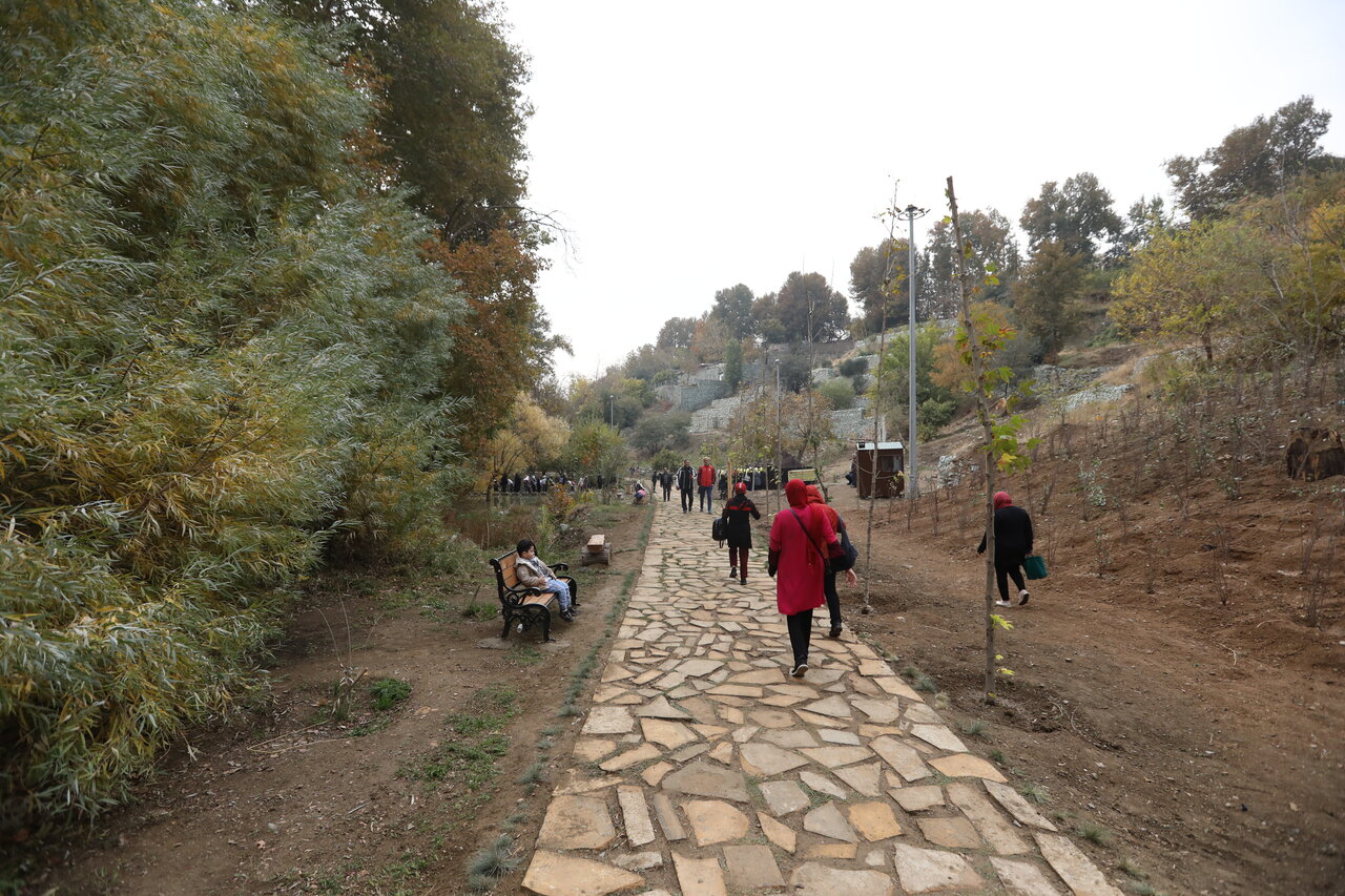 ساخت بازارچههای مجهز برای دستفروشان