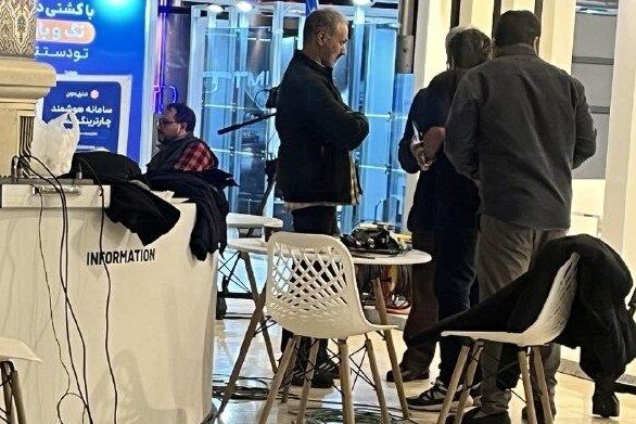 خانم وزیر تذکر دهید | کلافه از گرما؛ بیتوجهی یک وزارتخانه به پویش «۲ درجه کمتر» + تصاویر