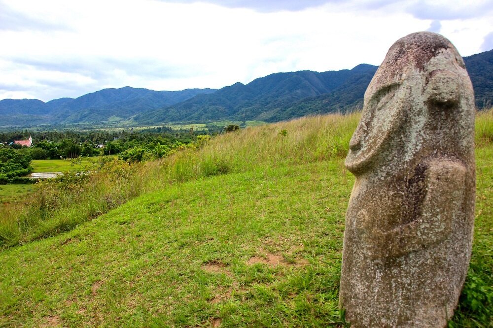 مجسمههای رازآلود دره بادا در اندونزی | عکس