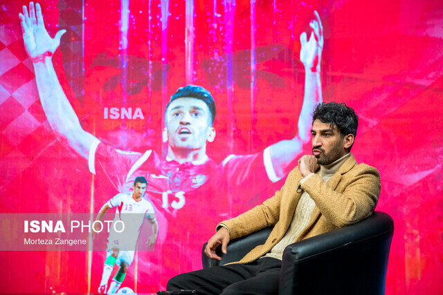 یک پرسپولیسی: ماهینی: دستیاران قلعهنویی در حد تیم ملی نیستند | کیروش رد داد !