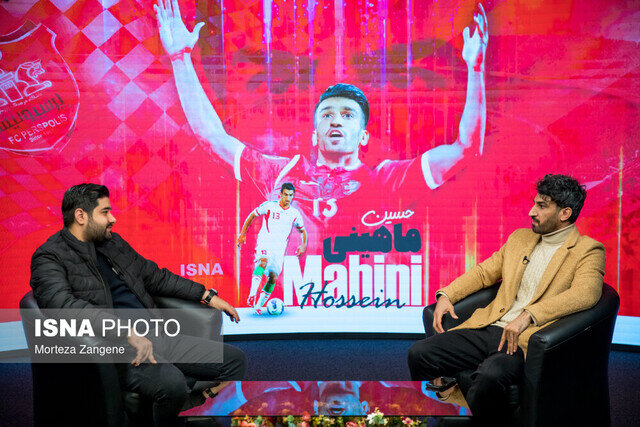 یک پرسپولیسی: ماهینی: دستیاران قلعهنویی در حد تیم ملی نیستند | کیروش رد داد !