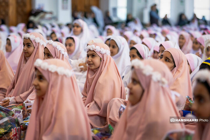 مراسم جشن عبادت دختران آملی