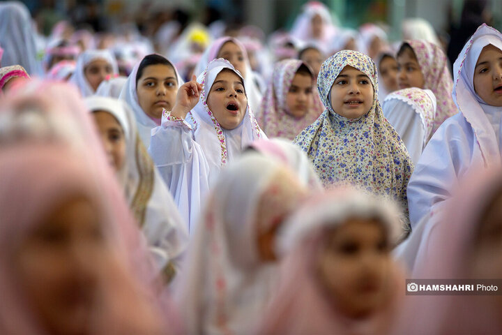 مراسم جشن عبادت دختران آملی