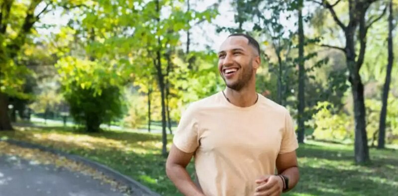 صبح ها پیاده روی کنیم یا عصرها؟