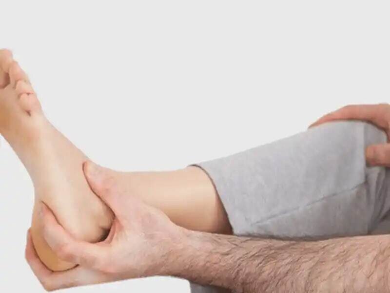 تشخیص بیماری از کف پا ؛ این نشانههای ساده را جدی بگیرید