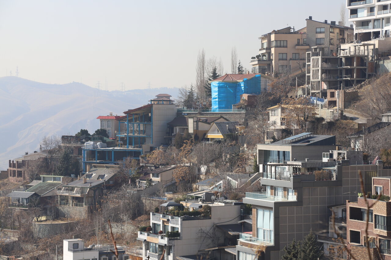 زندگی در بامهای برف گیر تهران