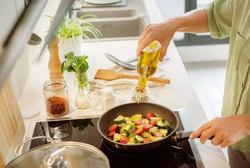 روغن پخت و پز هم هوا را آلوده میکند