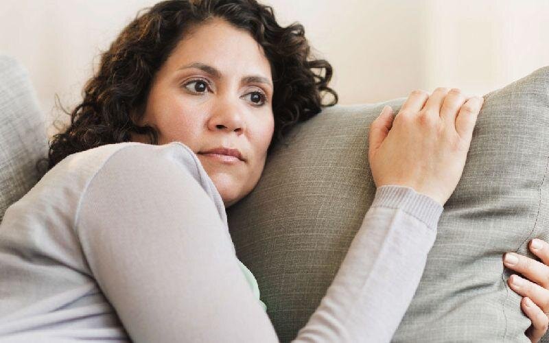 علائم ام اس در زنان: نشانهها و تاثیرات بیماری Multiple sclerosis