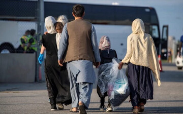 وزیر کشور: ۷۰ درصد افغان ها داوطلبانه از ایران رفتند | غیرمجازها را ساماندهی می‌کنیم