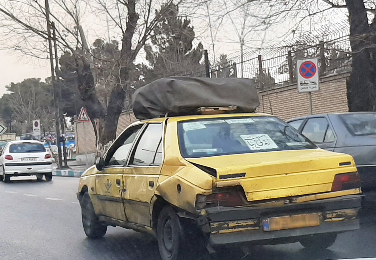 راننده زیبا ؛ تاکسی زشت!