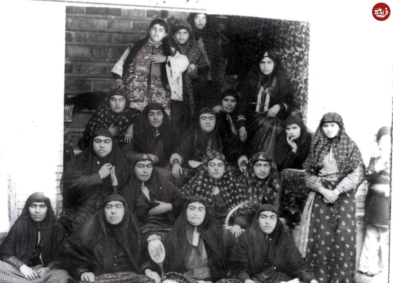 عکس گروهی از زنان حرمسرا عکس گروهی از زنان حرمسرا