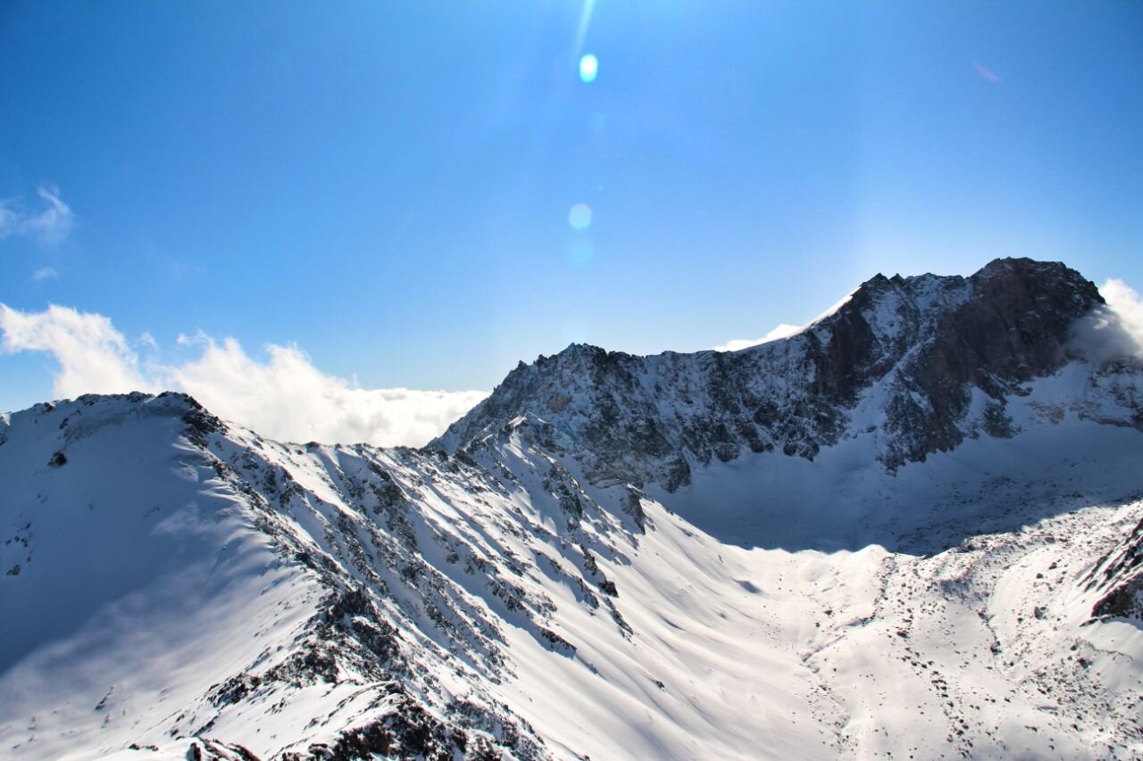 کوهپیمایی در هوای پاک درکه